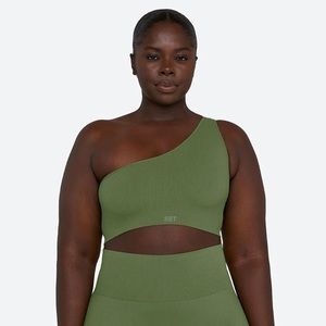 Green one shoulder SET ACTIVE sports bra. Never worn; new with tags.